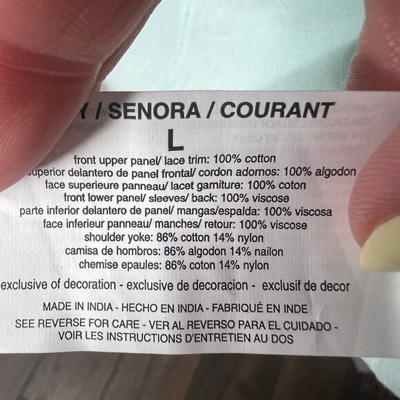 NWT Flutter & Kick Maternity Top Floral Embroidered Lightweight Button Down Boho - Picture 9 of 10